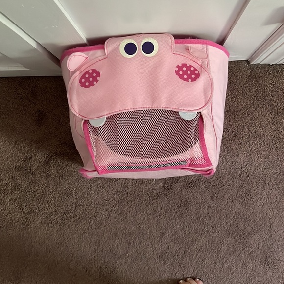 Adorable pink hippo tote - Picture 4 of 4